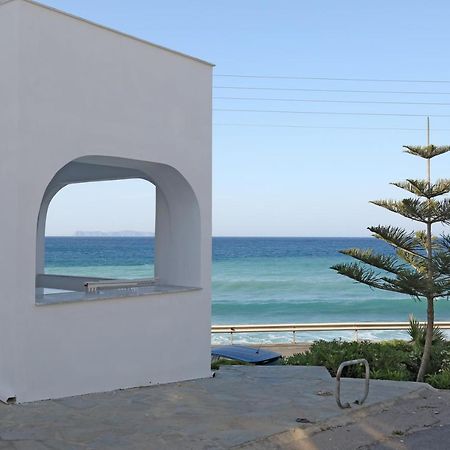 Βlue Comfort Apts-Sitiaアパートメント エクステリア 写真